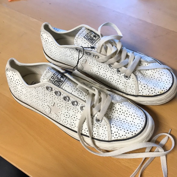 Converse Shoes - Converse One Star White Sneakers